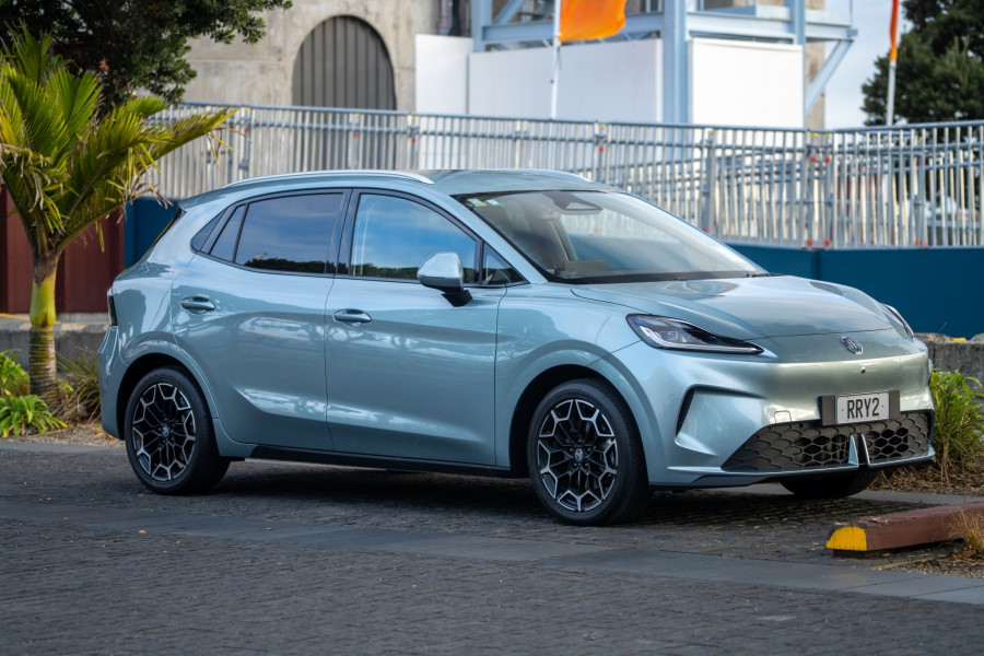 2026 MG MG4 EV Urban AH4E Essence 54 Hatch Image 1