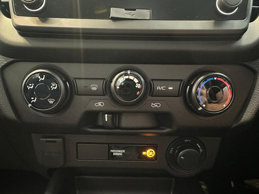 2026 MY25.5 Isuzu D-MAX RG SX Cab Chassis Image 2