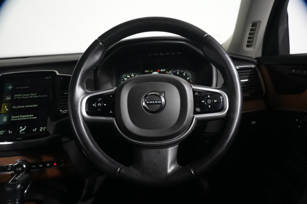 2021 Volvo XC90 L Series T6 Inscription SUV image 14