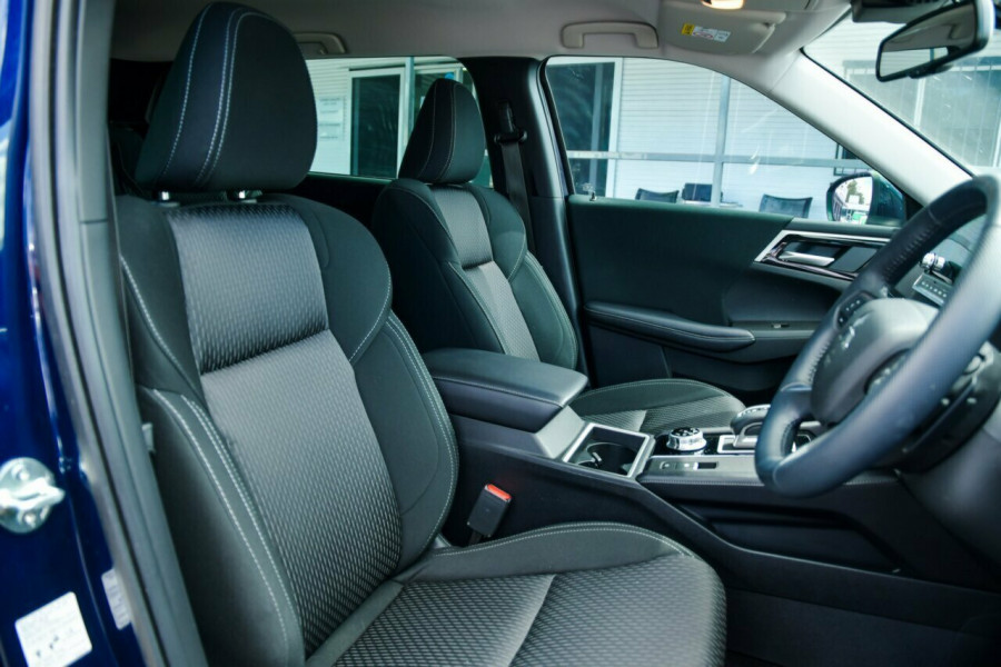 2023 MY24 Mitsubishi Outlander ZM LS SUV Image 19