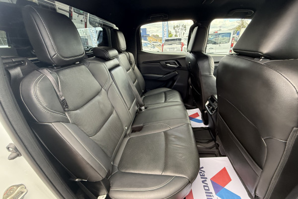 2021 Isuzu D-MAX RG X-TERRAIN Ute Image 15