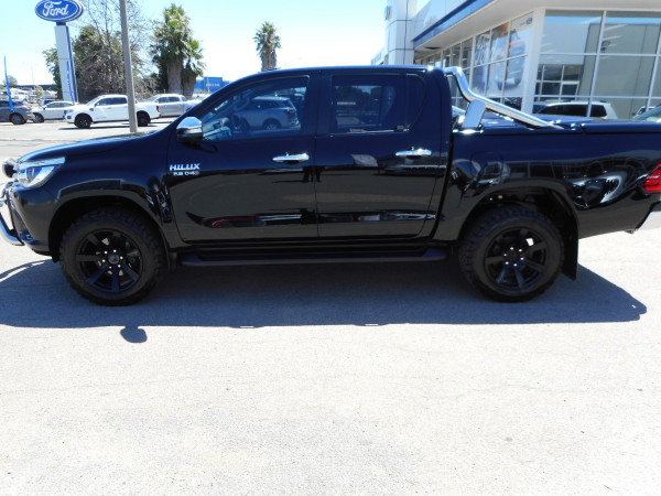 2016 Toyota HiLux GUN126R SR5 Utility Image 5