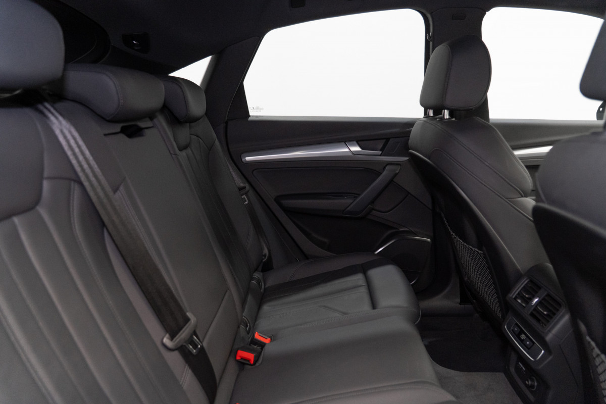 2021 Audi Q5 40 Tdi Quattro S Line Mhev Hatch Image 3