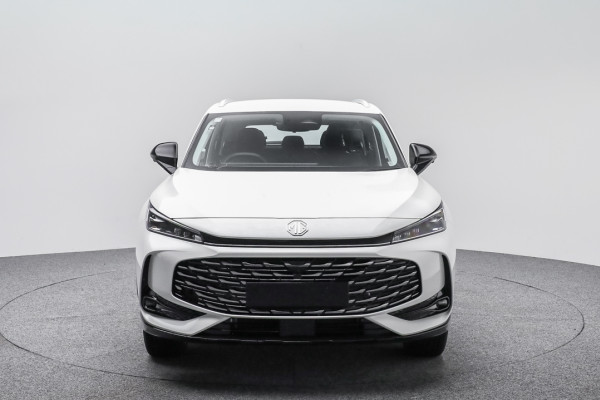 2026 MG HS Super Hybrid Excite SUV Image 2