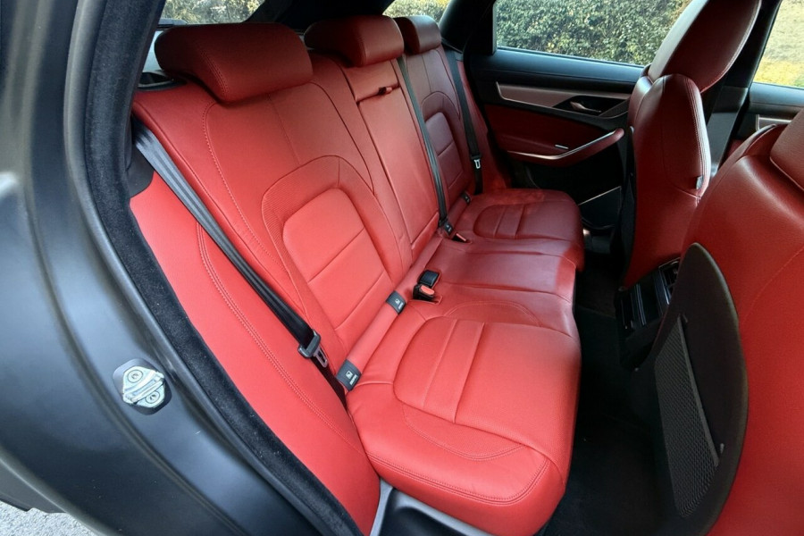 2021 MY21.25 Jaguar F-PACE X761 R-Dynamic S SUV Image 18