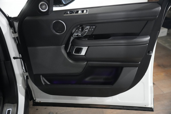2021 Land Rover Range Rover D350 Westminster Black SUV Image 30