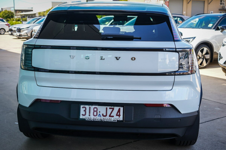 2023 MY24 Volvo EX30  Single Motor Extended Range Ultra SUV Image 8