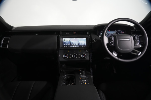 2020 Land Rover Discovery Series 5 Sd6 S SUV Image 13