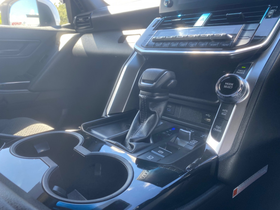 2023 Toyota LandCruiser FJA300R GXL SUV Image 15