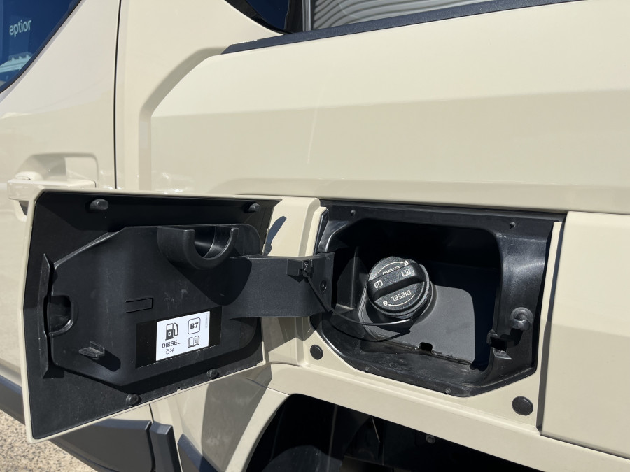 2026 Kia Tasman TK SX+ Ute Image 8