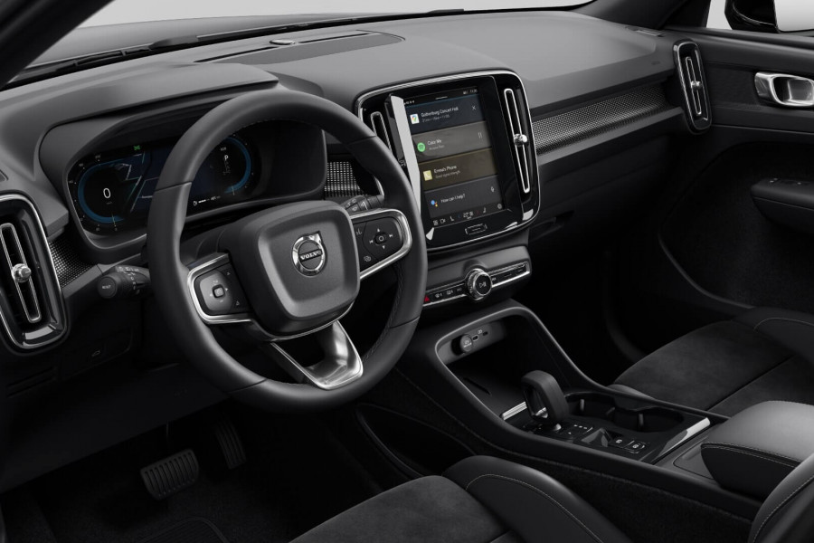 2024 Volvo XC40 XZ Ultimate B4 Dark SUV Image 7