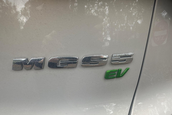 2025 MG MGS5 EV ZS3EM Essence 62 SUV Image 9