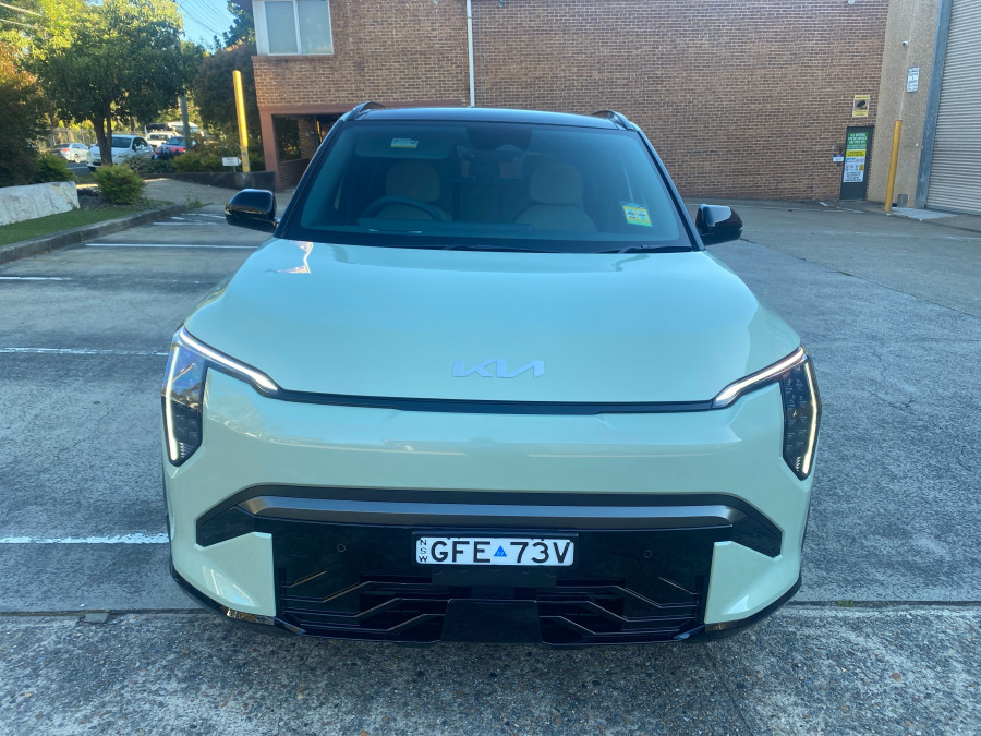 2026 Kia EV3 SV GT-Line SUV Image 1