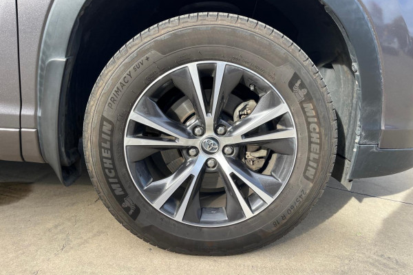 2017 Toyota Kluger GSU55R GX SUV Image 33