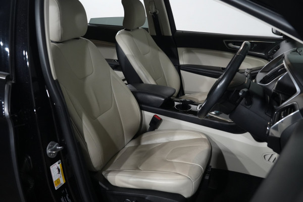 2019 Ford Endura Titanium SUV Image 12