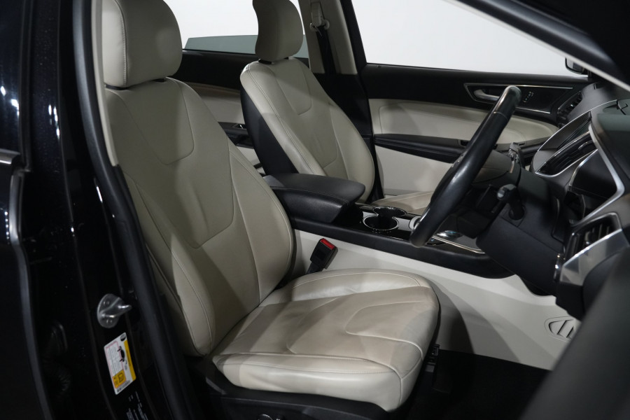 2019 Ford Endura Titanium SUV Image 12