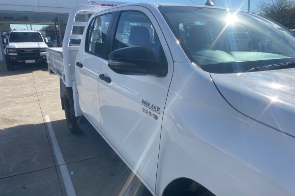 2018 Toyota HiLux  SR Double Cab Pick Up Image 20