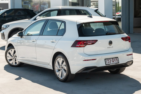 2026 Volkswagen Golf 8.5 110TSI Life Hatch Image 2