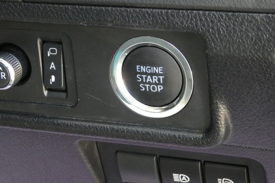 2023 Toyota LandCruiser Prado GDJ150R GXL SUV Image 19