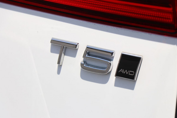 2019 Volvo XC60 UZ  T5 Momentum Suv Image 5