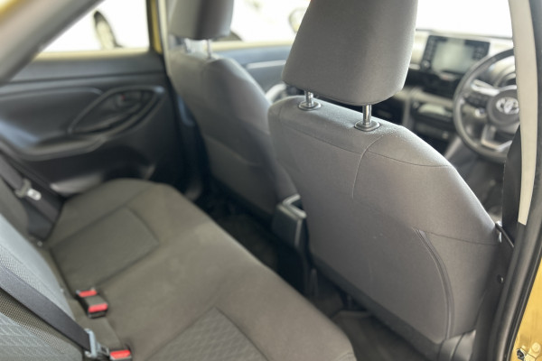 2021 Toyota Yaris Cross MXPB10R GX SUV Image 17