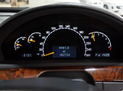 2001 Mercedes-Benz S500 V220 Sedan