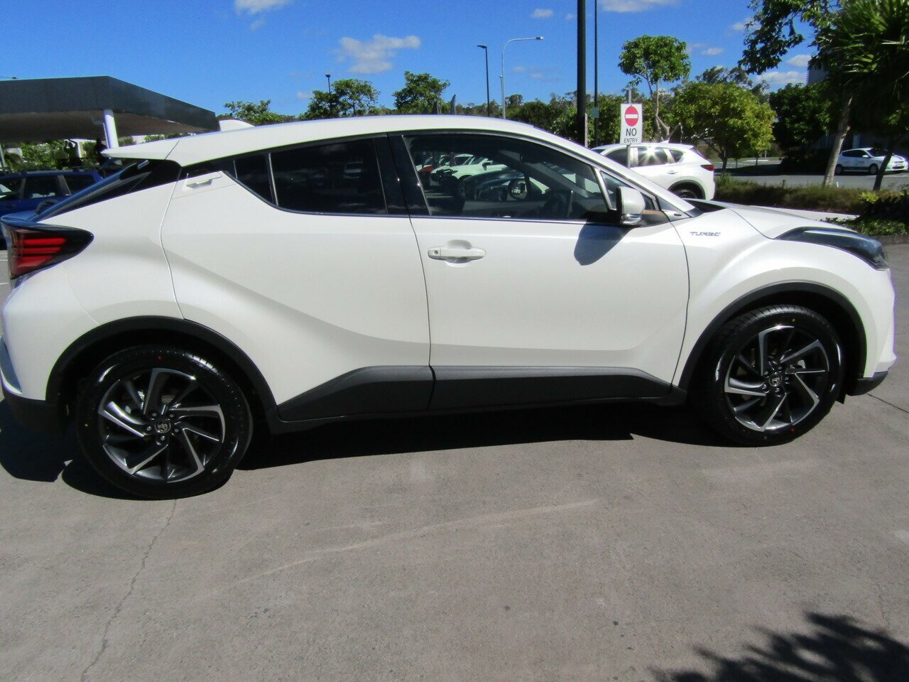 2020 Toyota C-HR NGX Koba SUV Image 9
