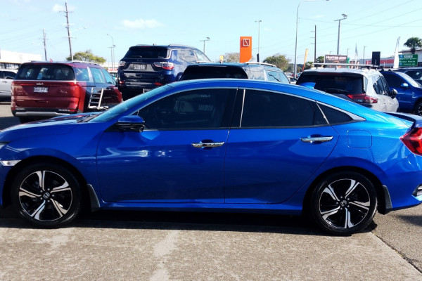 2016 Honda Civic 10th Gen RS Sedan Image 10