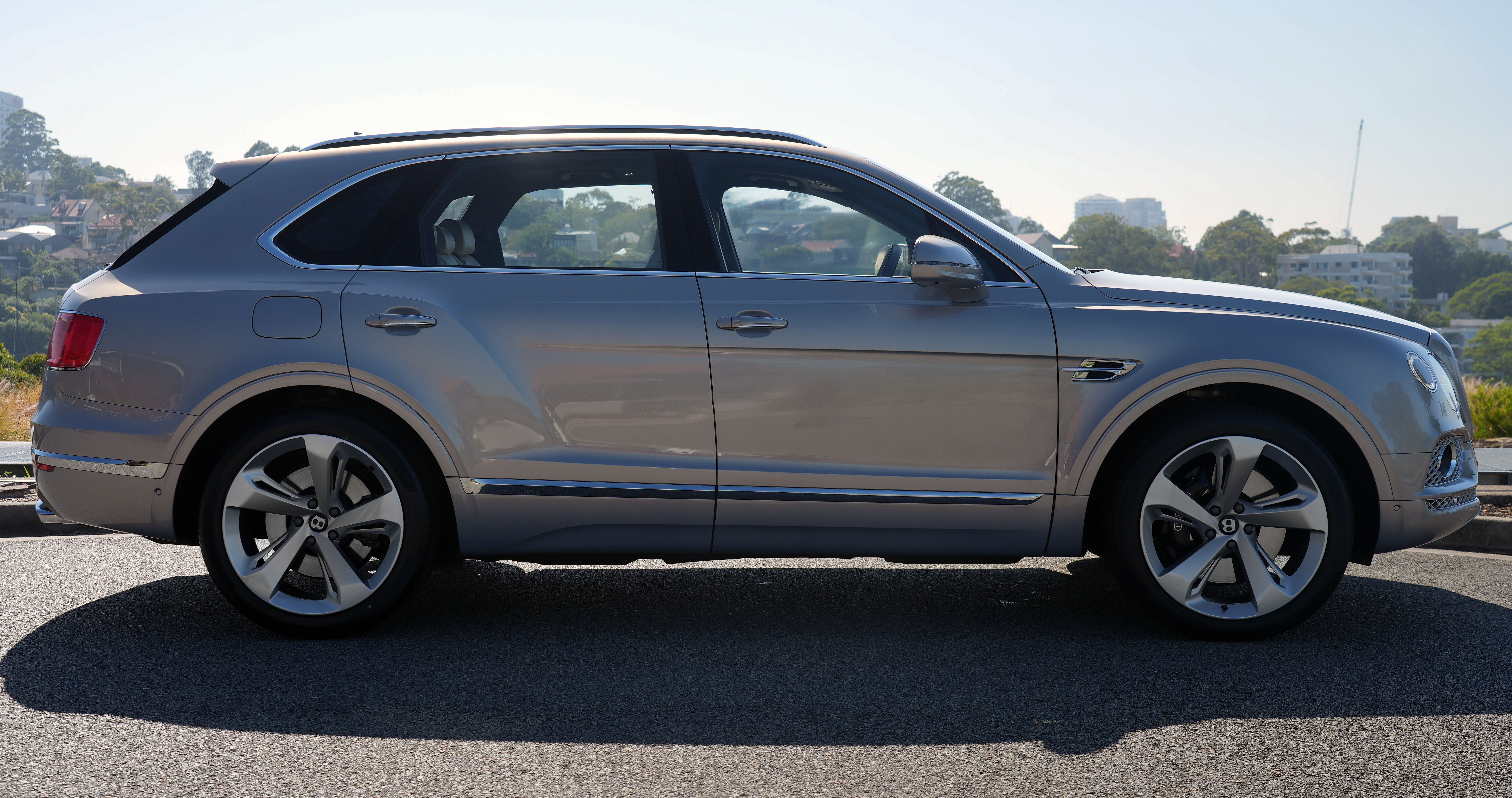 2017 Bentley Bentayga W12 SUV Image 3
