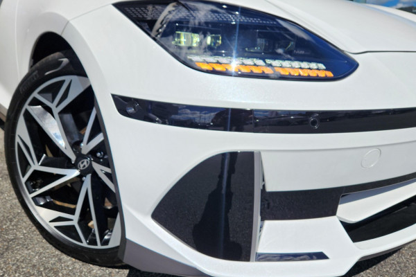 2023 Hyundai IONIQ 6 CE.V1 Epiq Sedan