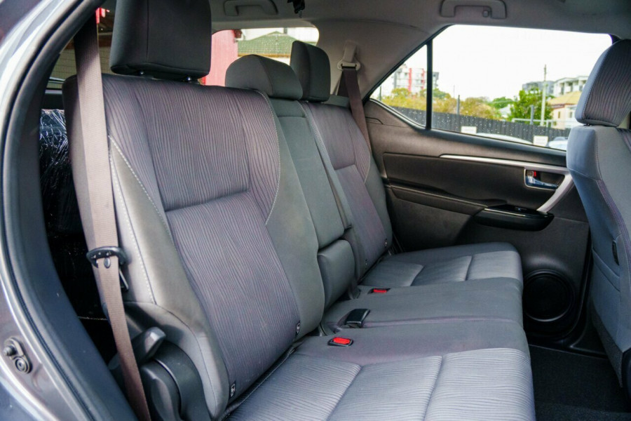 2021 Toyota Fortuner GUN156R GXL SUV Image 9