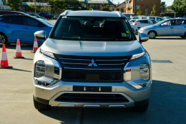 2024 Mitsubishi Outlander ZM LS SUV