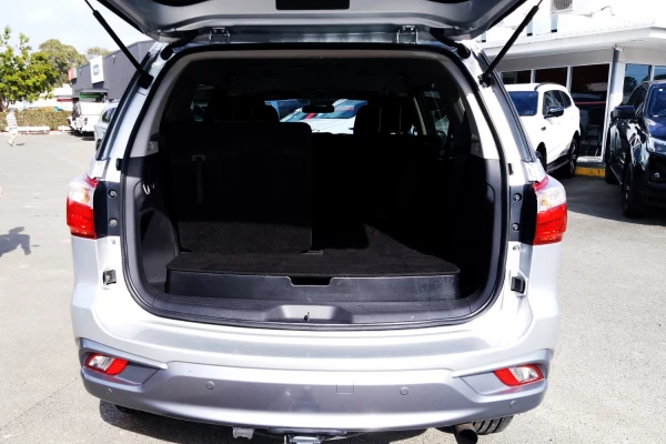 2020 MY19 Isuzu MU-X LS-U SUV Image 16