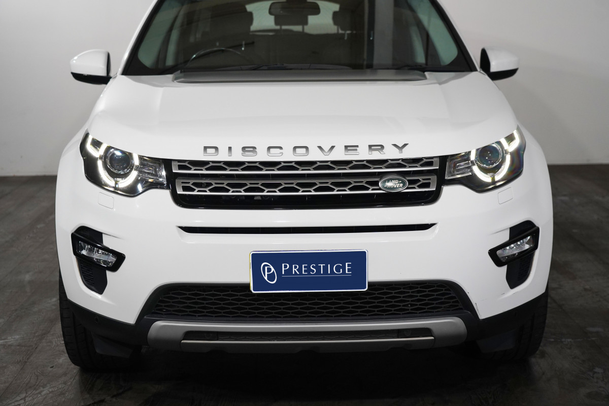 2017 Land Rover Discovery Sport Sport Td4 150 Hse 7 Seat SUV Image 3