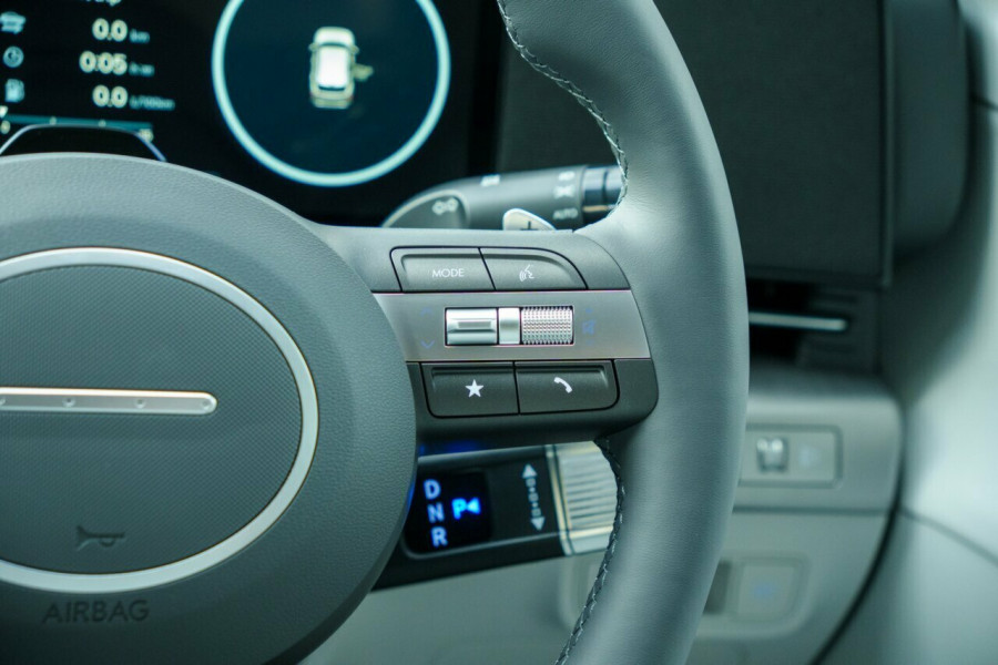 2024 MY25 Hyundai KONA SX2.V2 Hybrid SUV Image 9