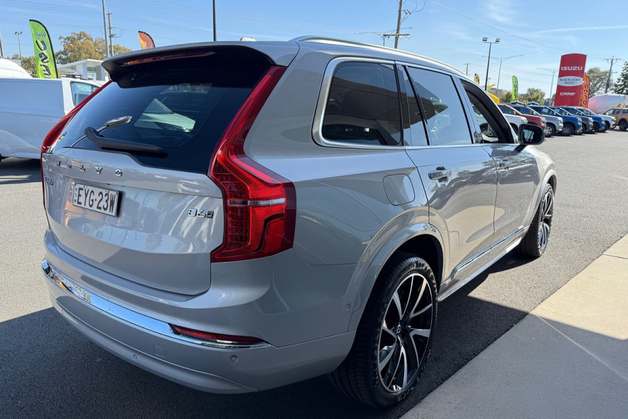 2023 Volvo XC90 Ultimate B6 Bright Wagon Image 6