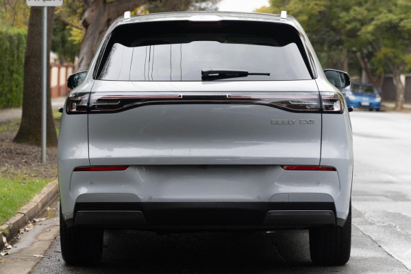 2026 MY27 Geely EX5 E245 Inspire Extended Range SUV image 8