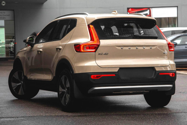 2025 MY26 Volvo XC40 XZ Plus B4 SUV Image 4