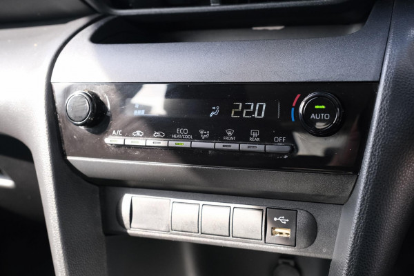 2023 Toyota Yaris Cross MXPB10R GX SUV Image 18