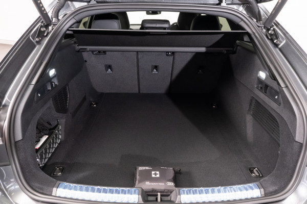2025 Audi A5 B10 TFSI 200kW S line Wagon image 17