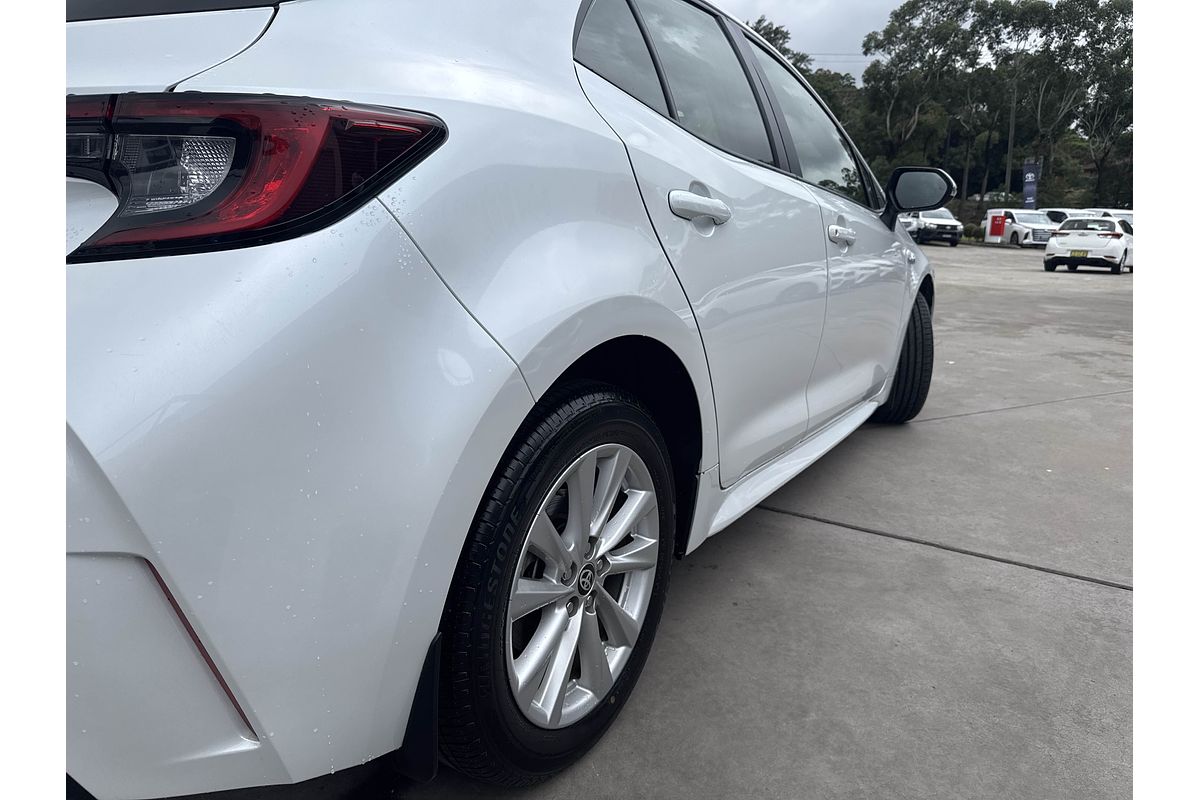 2023 Toyota Corolla ZWE219R  Ascent Sport Hybrid Hatch Image 14