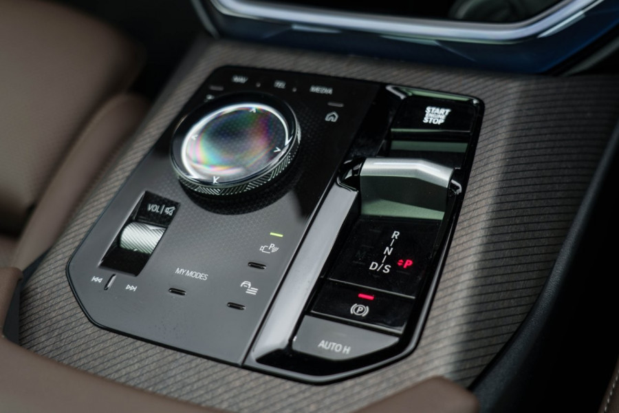 2024 BMW X3 M50 xDrive SUV Image 12