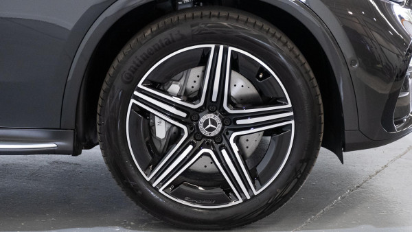 2026 Mercedes-Benz GLC-Class C254 GLC300 SUV image 8