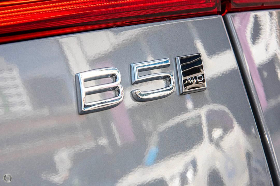 2024 MY25 Volvo XC60  Ultra B5 Bright SUV Image 10