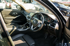 2022 BMW 3 Series G20 320i Luxury Line Sedan