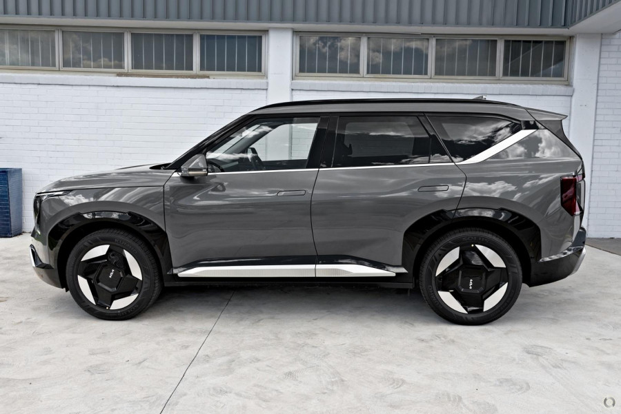 2026 Kia EV5 OVc Earth SUV Image 5