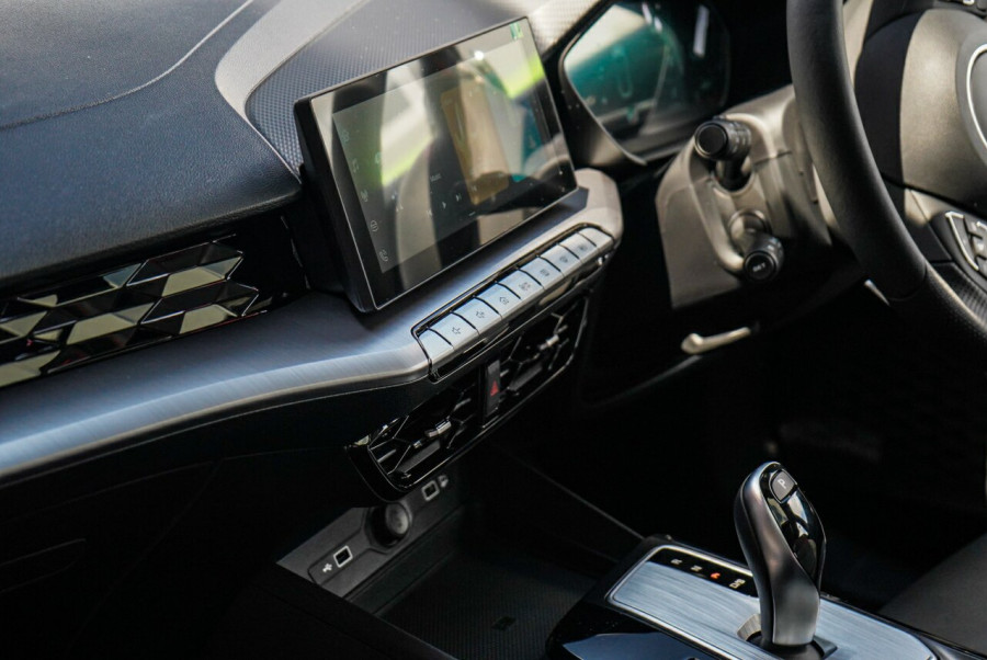 2024 MG MG5 AP32 Essence Sedan Image 19