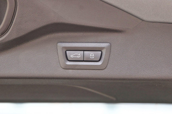 2026 BMW X7 G07 LCI xDrive40d M Sport SUV image 9