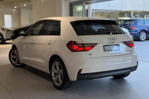 2020 Audi A1 GB 35 TFSI Hatch Image 3