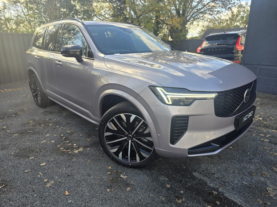 2026 Volvo XC90 L Series Ultra B5 Dark SUV Image 1